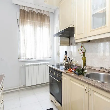 Apartment Hip & Spacious *