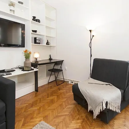 Apartment Hip & Spacious